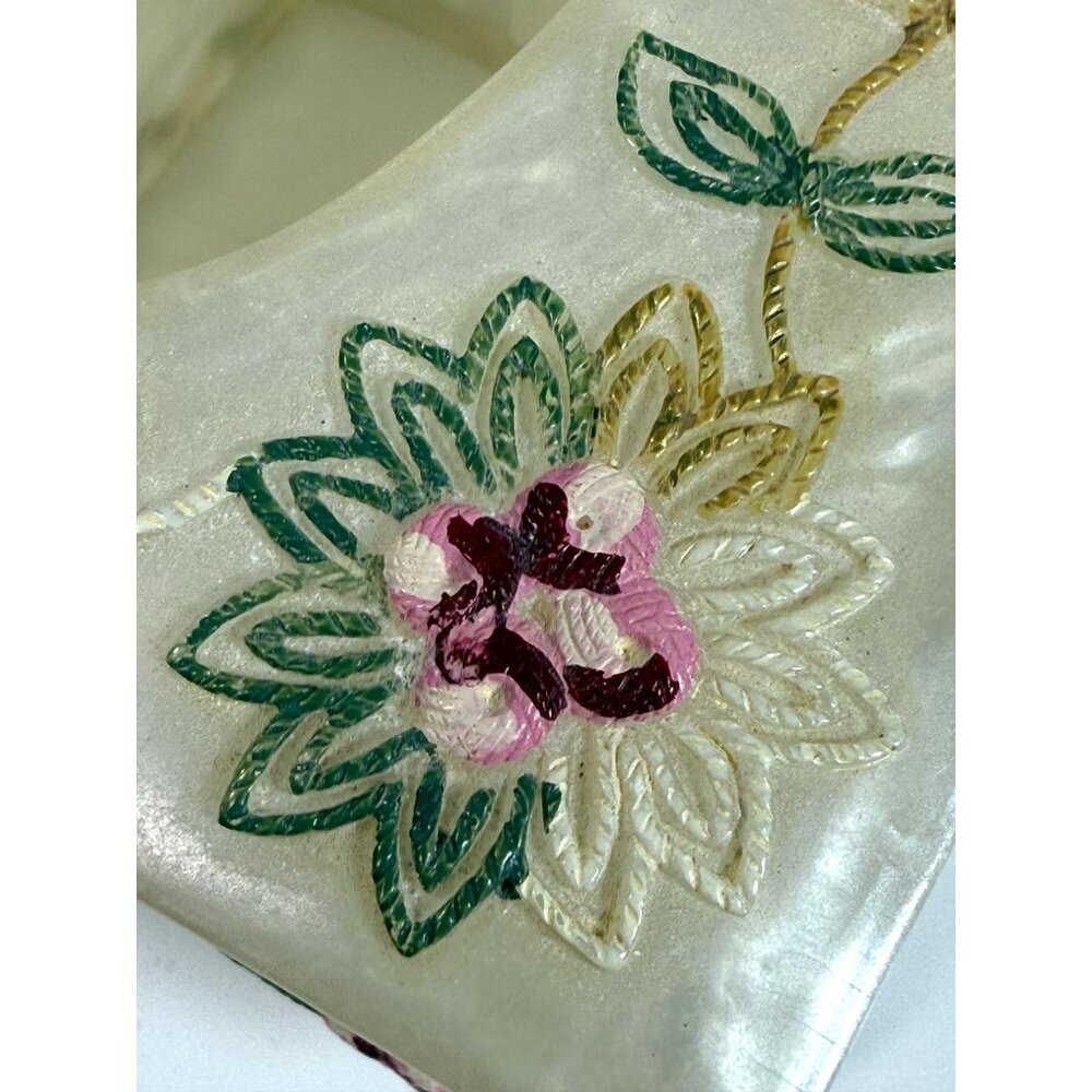 Popular Bath Embroidered Floral Acrylic Tissue Box Cover Cottagecore Grannycore - Picture 13 of 13